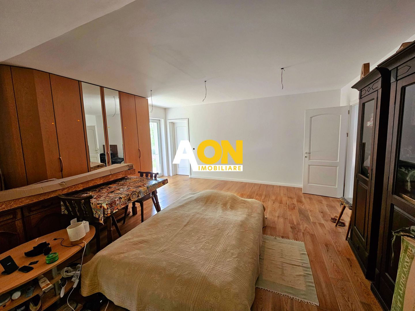 Casa noua, 6 camere, 2763 mp teren, comuna Vintu de Jos - Poză 17