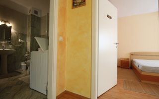 Complex Studentesc, spatios, mobilat si utilat. Centrala proprie si CTRAnaf incl - Poză 6