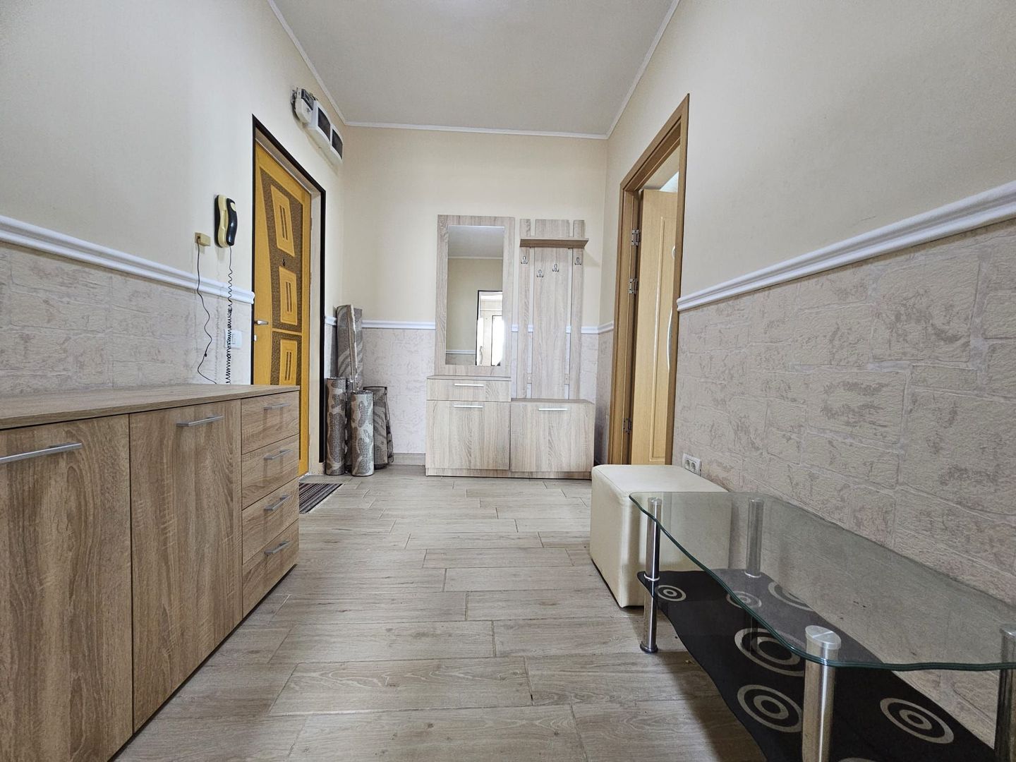 Apartament 2 camere renovat,mobilat si utilat - de vanzare - Poză 5