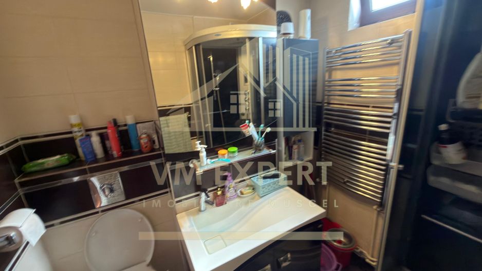 APARTAMENT 3 CAMERE ETAJ 3 VIȘOI CAMPULUNG - Poză 13