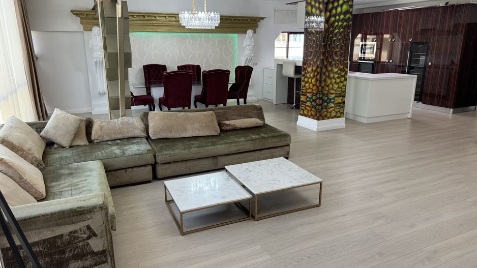 Triplex 5 Camere de Închiriat - Herăstrău, Cartierul Francez - Poză 1