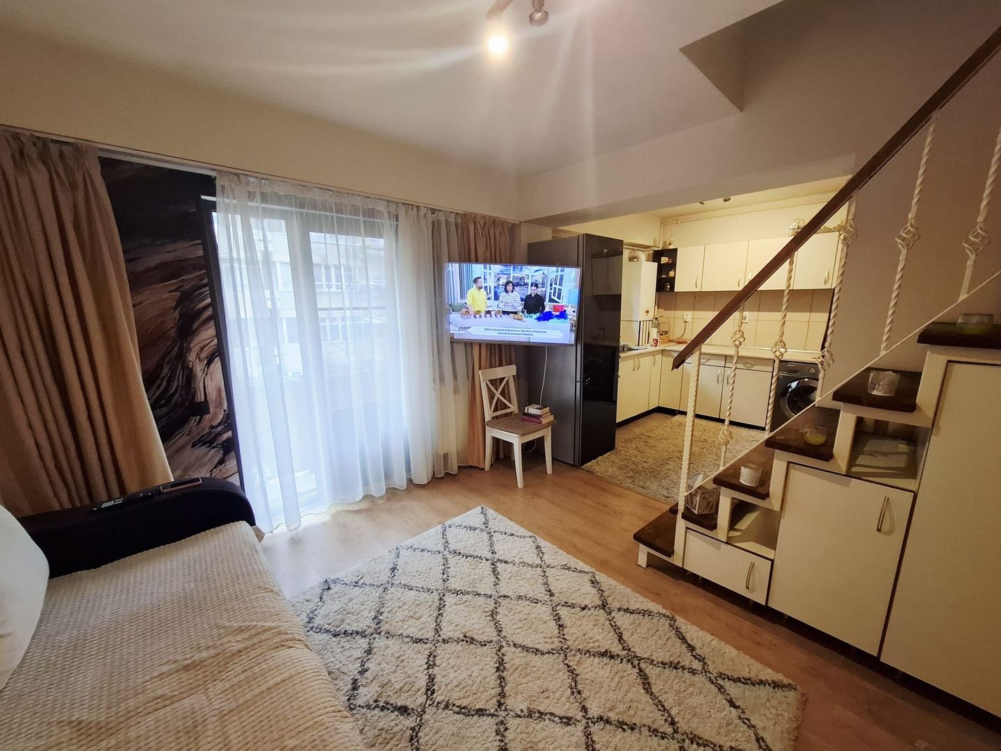 Apartament 3 camere Timpuri Noi Metrou - Poză 2