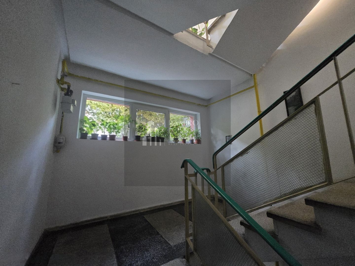 Apartament 3 camere etaj 2, Piata Rahova, bloc anvelopat de 4etaje - Poză 13