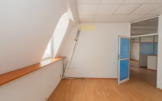 Spațiu de inchiriat, 9 camere, 3 bai, Universitate, 120mp - Poză 21