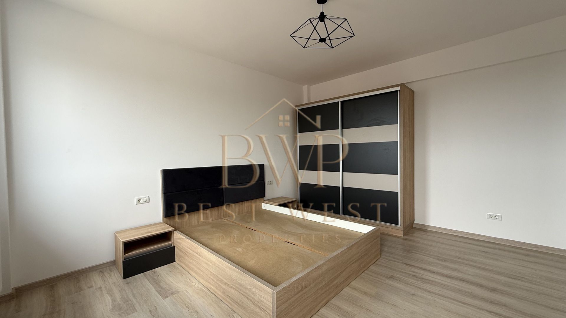 Apartament cu două camere, prima închiriere - Lipovei - Poză 1