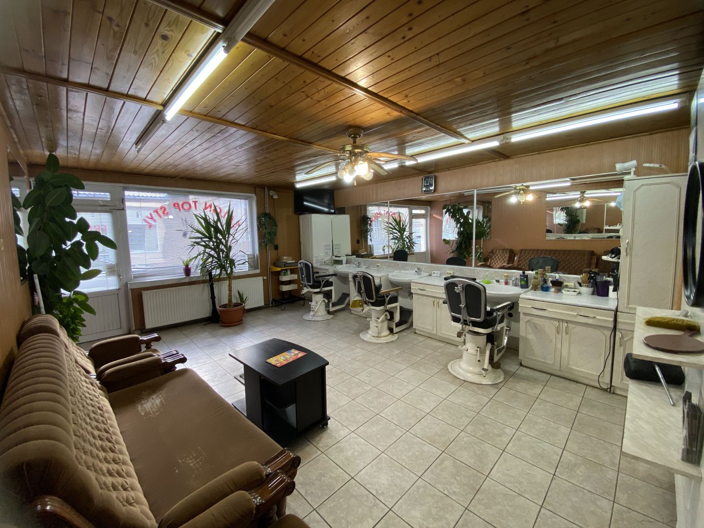 Proprietate de Vânzare în Centrul Brașovului | Strada Aninoasa | 500 mp utili - Poză 14