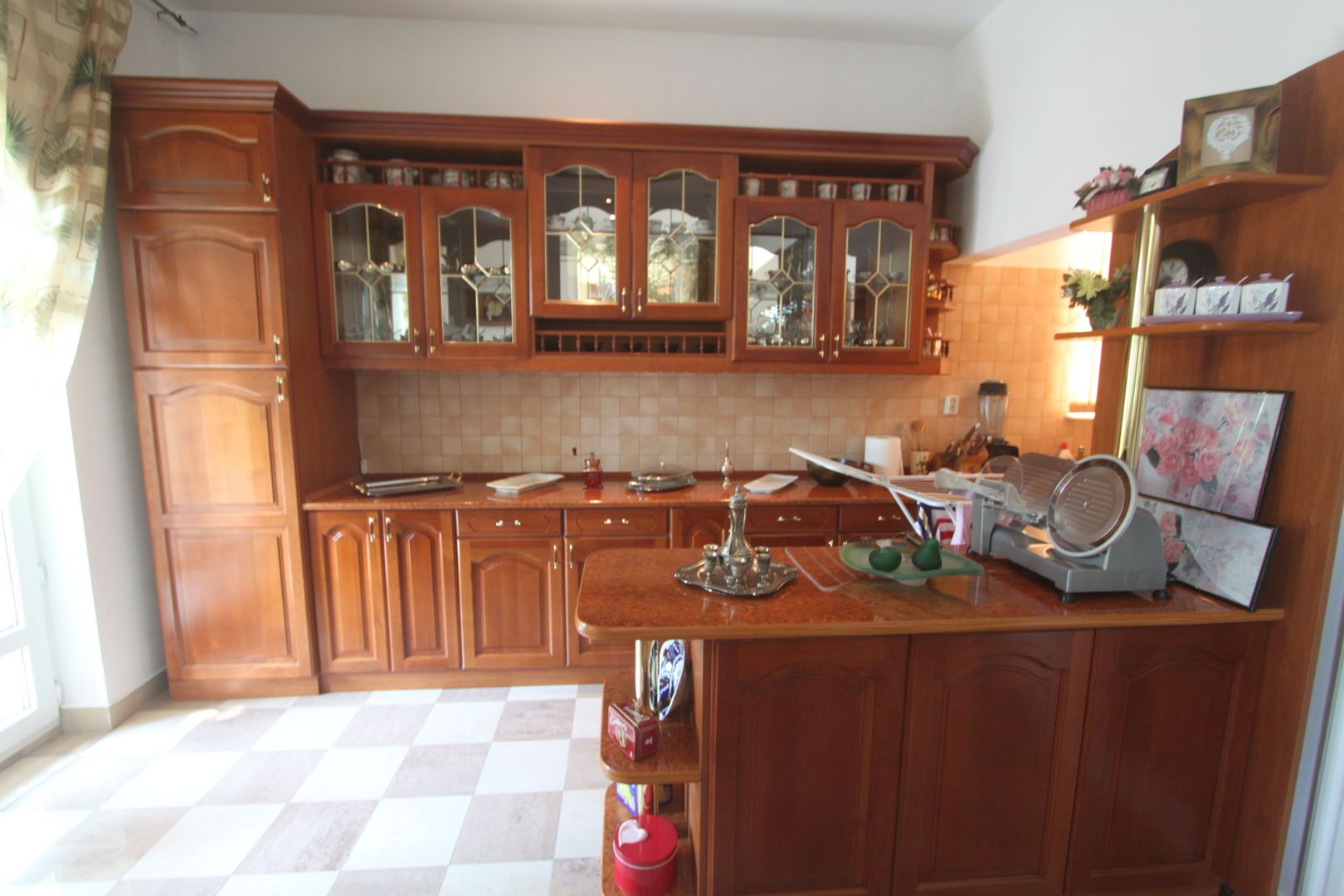 Casă / Vilă cu 8 camere de vânzare în zona Semicentral - Poză 21