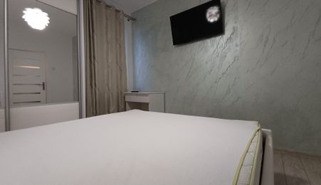 Apartament 2 camere decomandat – Zonă centrală, lângă Primăria Iași