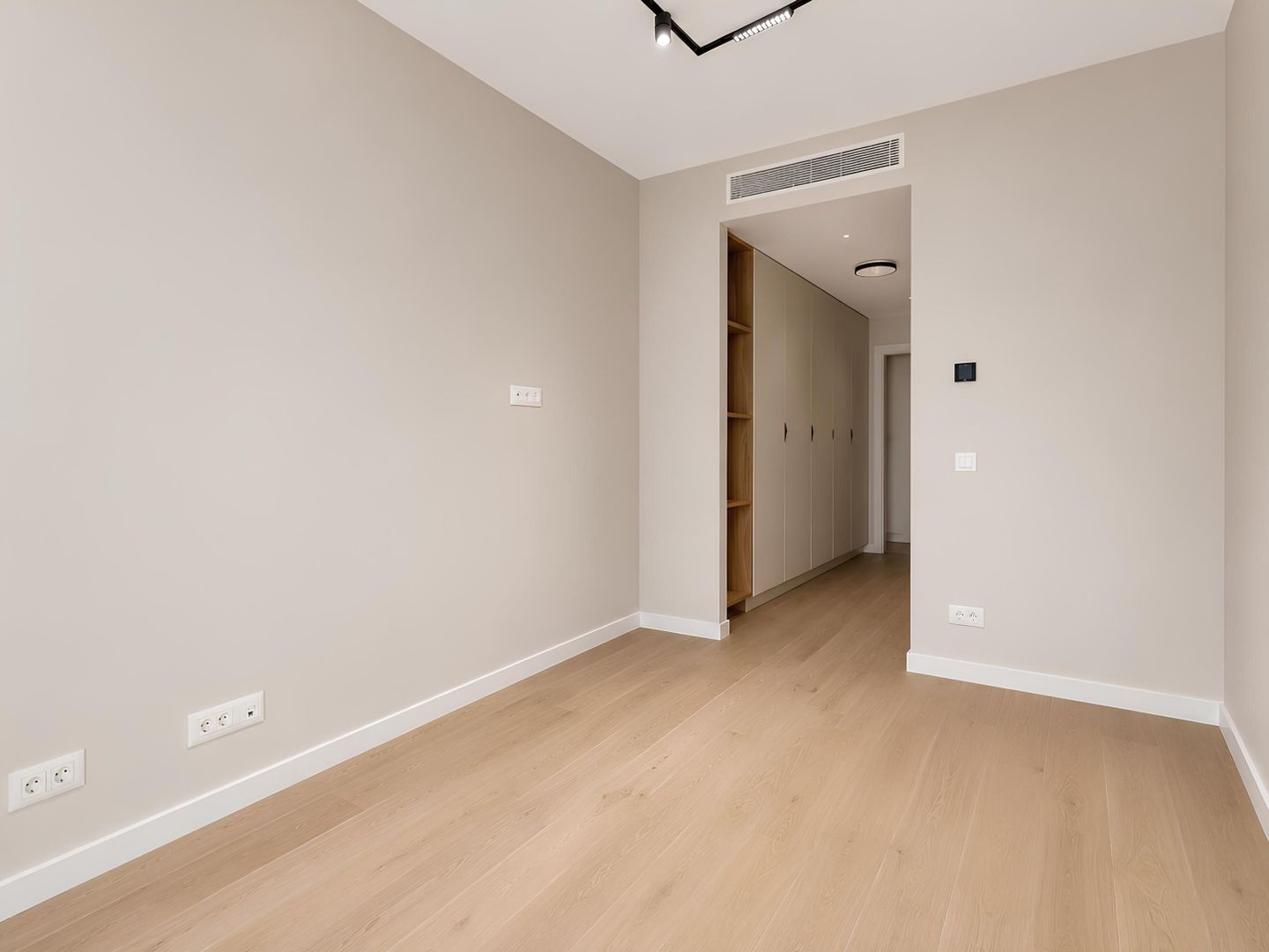 Apartament spatios 4 camere cu vedere panoramica | Up-Site - Poză 14