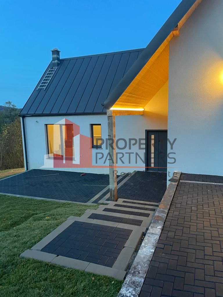 Case de vanzare Bran Tohanita - Poză 3