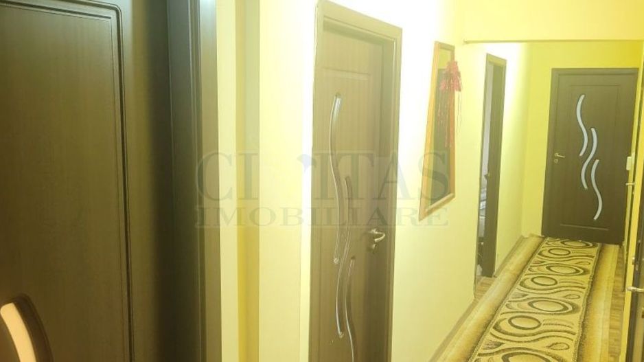 4 camere zona Casa Piratilor, 80 mp, decomandat - Poză 4