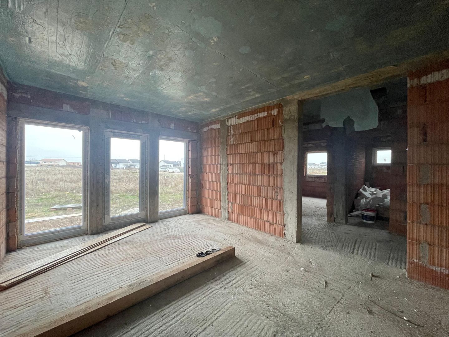 Duplex 3 camere 124.900 Euro la cheie - Poză 3