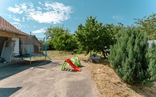 Casă cu teren 3332mp în Bătania - Poză 21