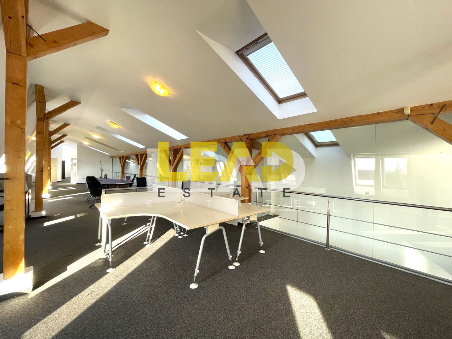 Birouri de inchiriat, open space, 187 mp utili, str Aurel Vlaicu! - Poză 9