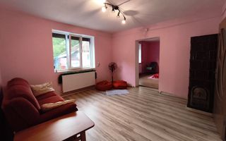 Refugiul la marginea pădurii in Orșova, pe malul Dunării - Poză 6