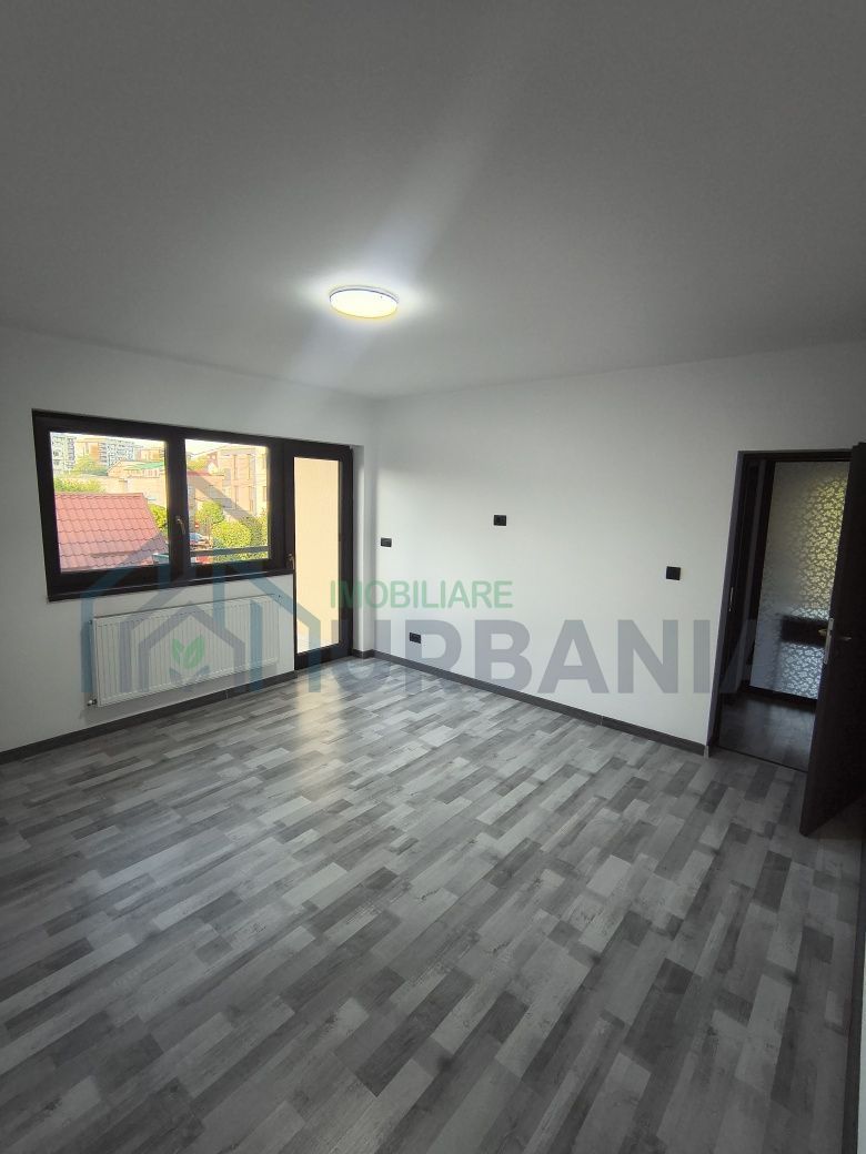 Casă neamobilată de închiriat, 200 mp, 5 camere, zona Poitiers, Iași - Poză 2
