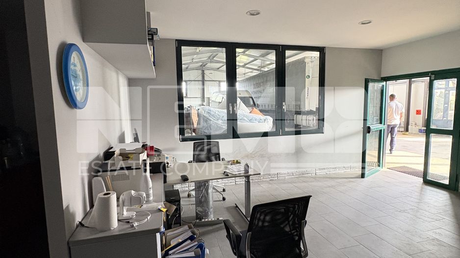 | HALĂ SPAȚIOASĂ | DE ÎNCHIRIAT | FRĂTĂUȚII | JUDEȚUL SUCEAVA | - Poză 1