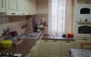 Exclusiv!3 camere renovat total, etaj2,, garaj inclus – zona Maniu - Poză 1