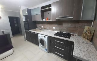 De inchiriat apartament cu o camera Micro 21 Galati, parter, 1500 lei - Poză 3