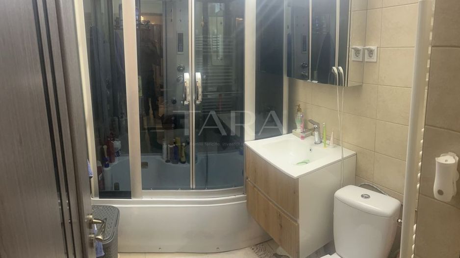 Apartament 3 camere decomandat, zonă accesibilă și bine conectată. - Poză 7