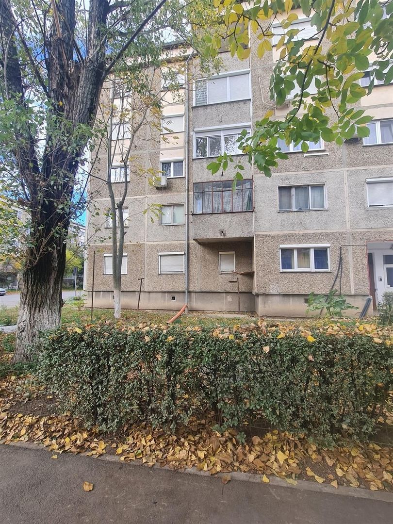 Apartament 3 Camere  PB et 1  Rogerius - Poză 1