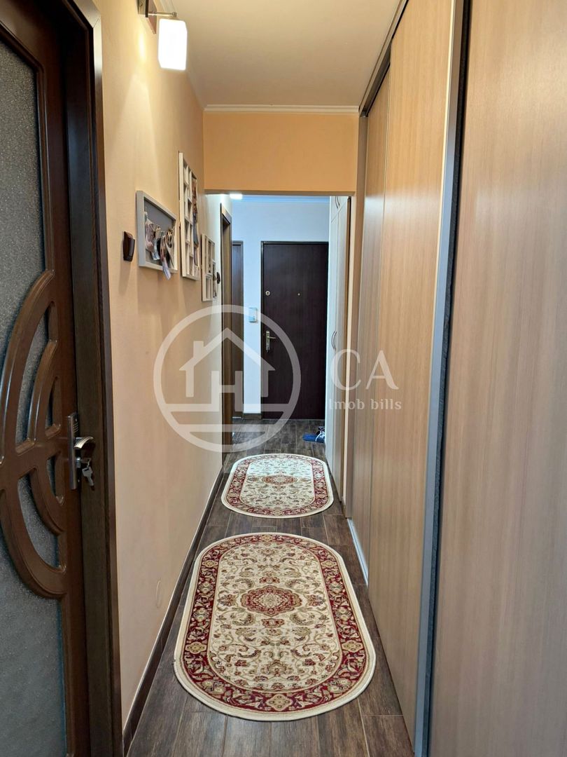 Apartament cu 3 camere de vanzare in Decebal, Oradea - Poză 9