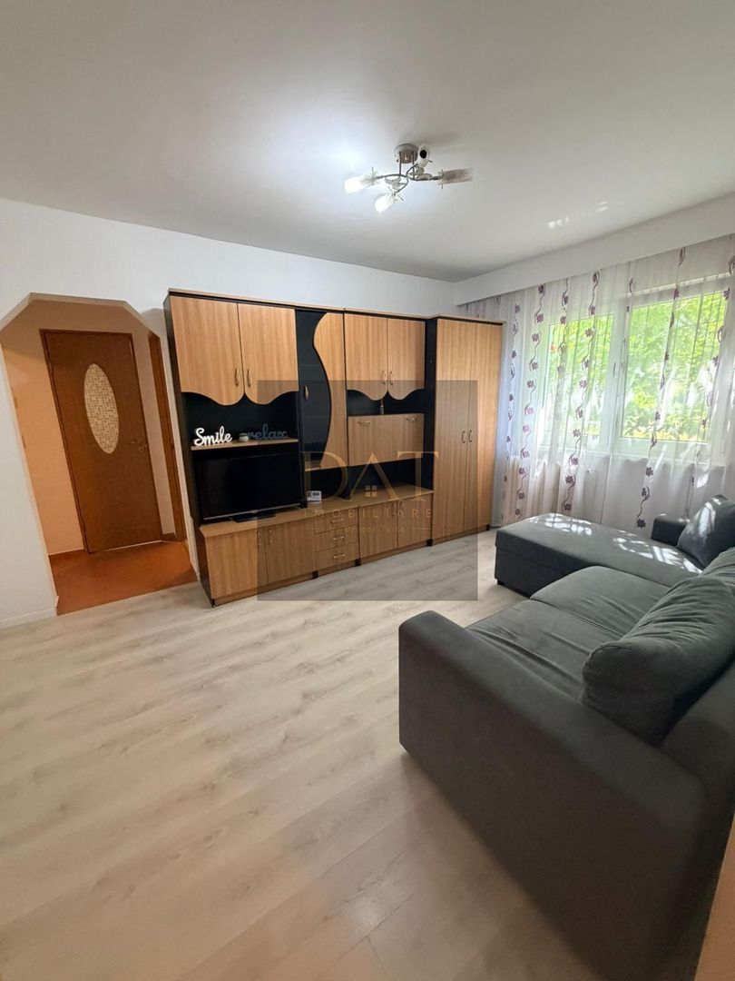 Apartament 3 camere, zona BIG - Poză 2