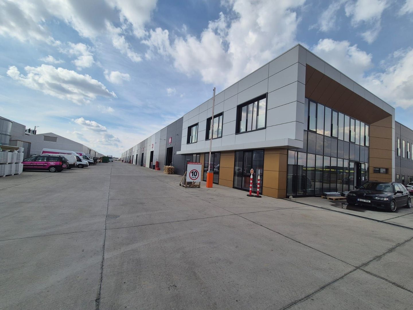 De inchiriat Hală Premium Nouă (470 mp) - Chiajna-Ilfov - Poză 2