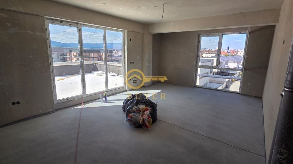 Penthouse cu 3 camere si terasa 47.60mp- Selimbar, panorama spre munti - Poză 4