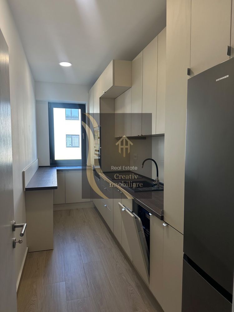 Apartament decomandat cu 2 camere - Poză 1