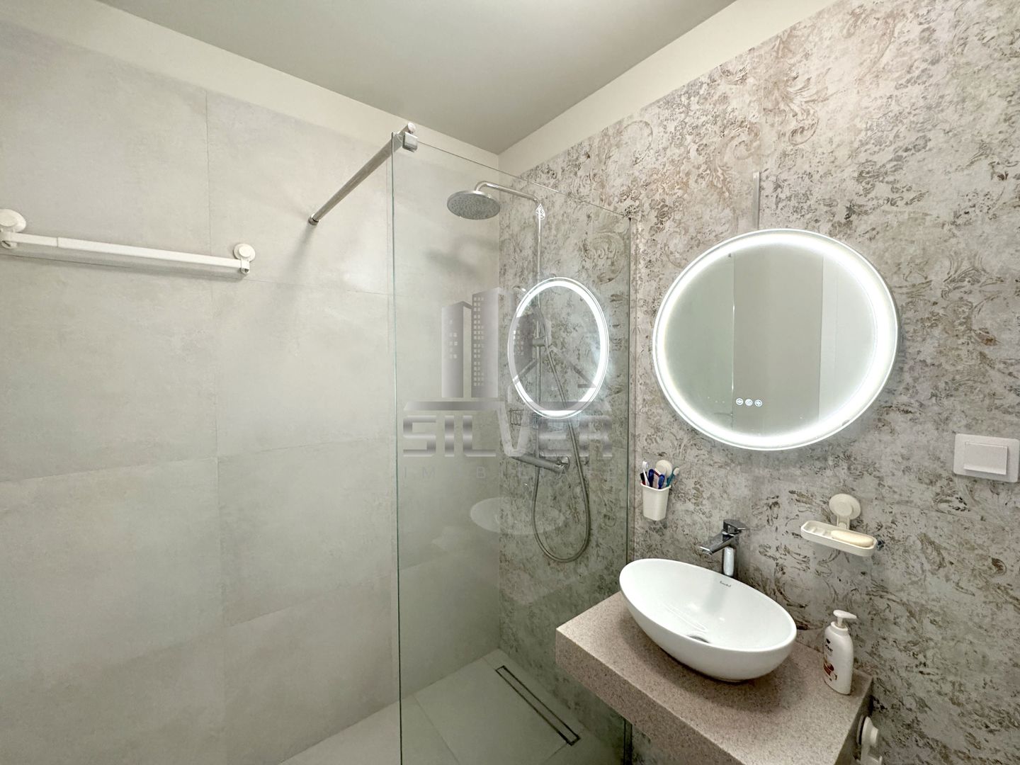 Apartament in imobil nZEB/parcare cu CF/complet mobilat si utilat. - Poză 9