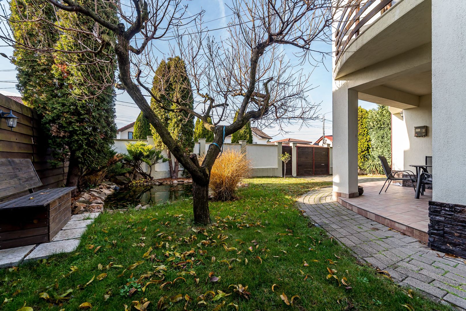 VILĂ MODERNĂ CU PISCINĂ, SAUNĂ- COMISION 0% – ARADUL NOU - Poză 1