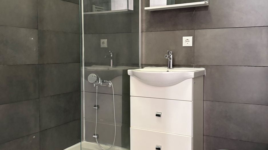 Apartament la cheie | 2 camere | terasa | parcare | Lombului - Poză 5