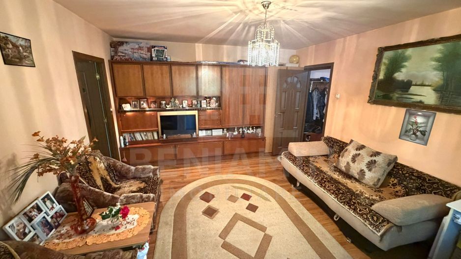Apartament cu 2 camere la parter cu balcon - Brazda lui Novac 55mp - Poză 2