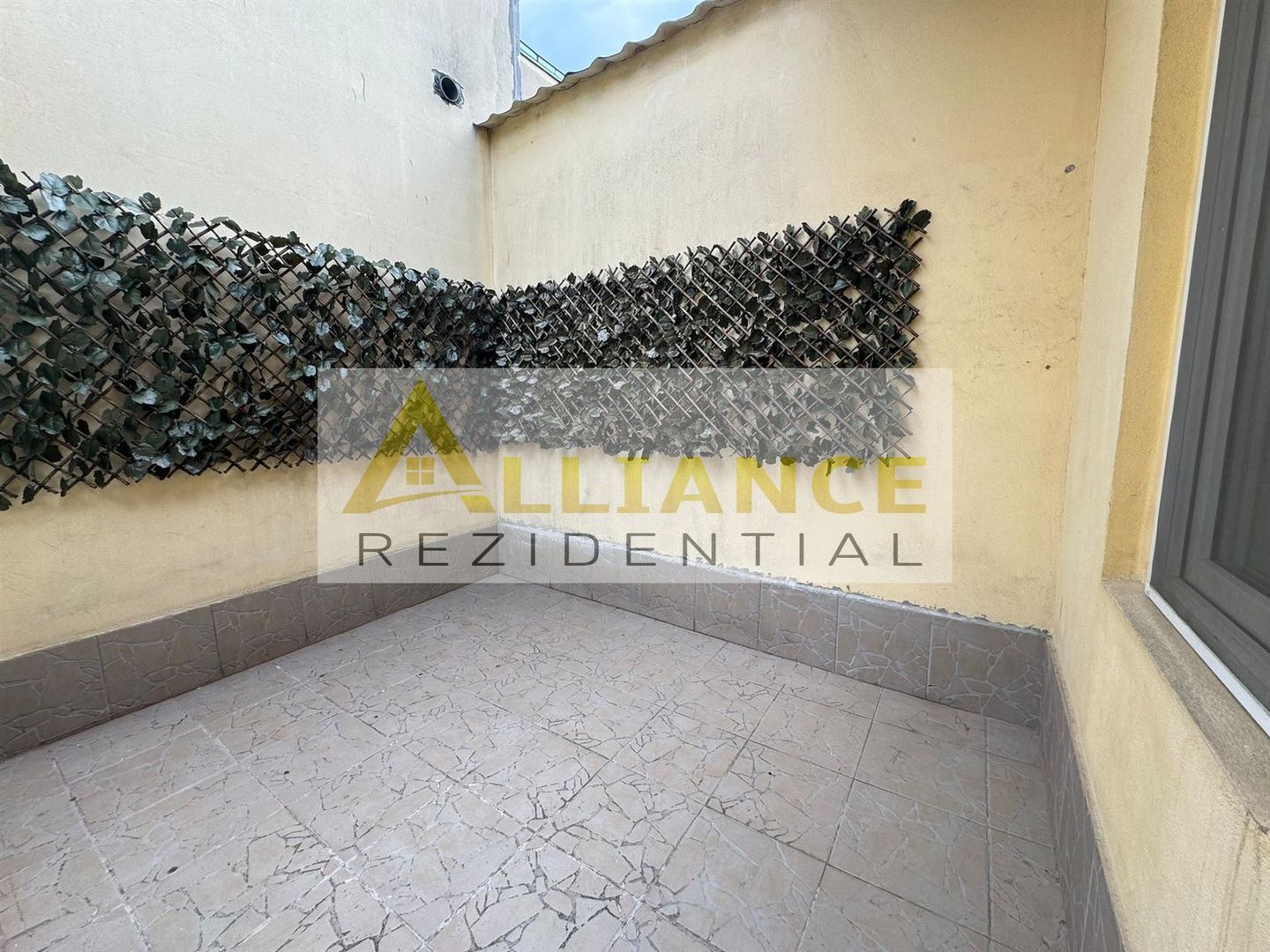 Apartament 2 camere de vanzare - Poză 14
