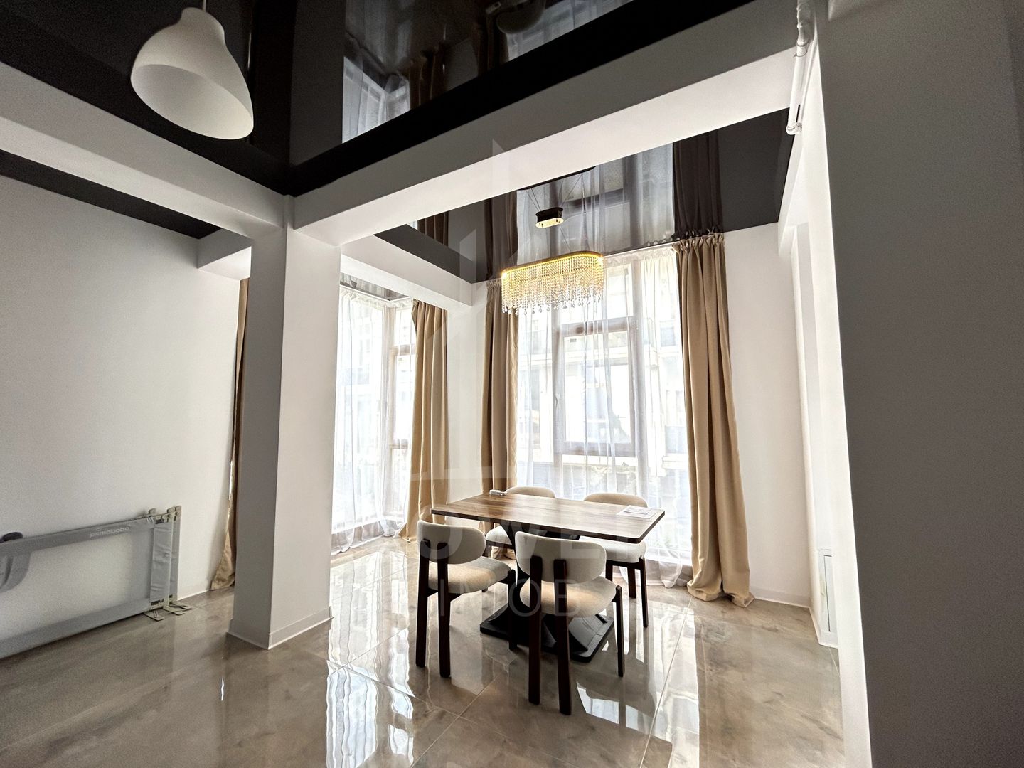 Apartament nou, finisaje premium și parcare proprie – disponibil imediat - Poză 1