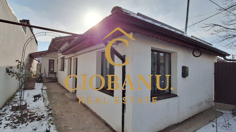 Casa de vanzare zona Campia Islaz - Poză 1