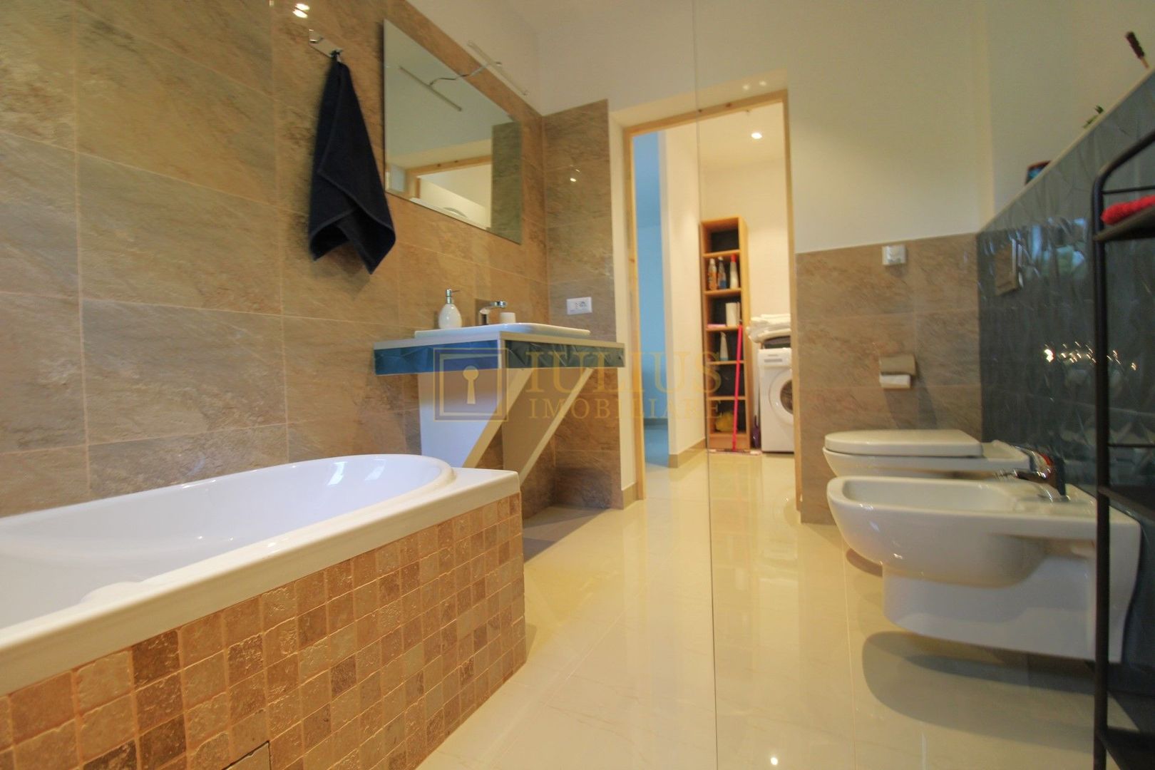 parter, 3 camere, curte, Dumbrăvița - Poză 9