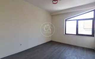 Casa de închiriat cu 7 camere în zona Dimitrie Cantemir, Oradea - Poză 14