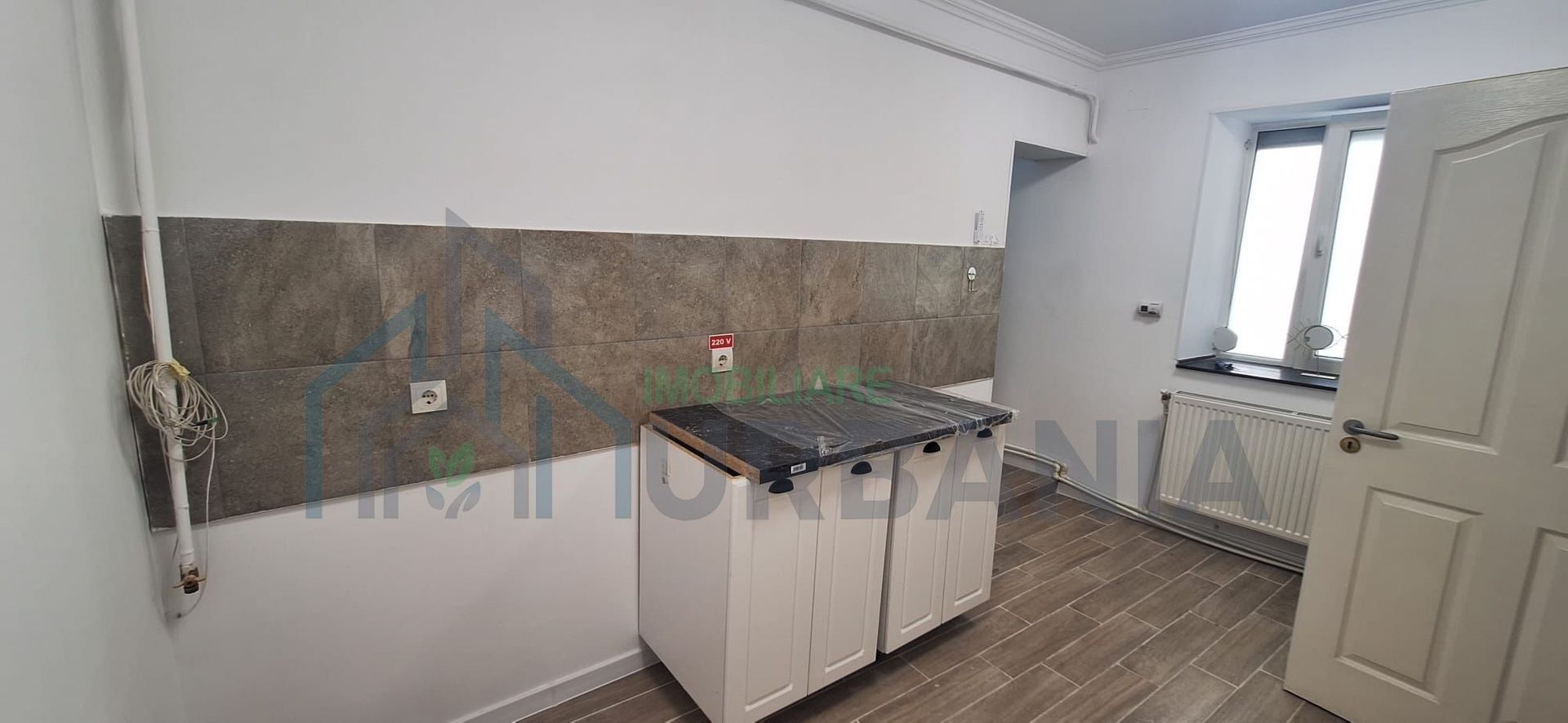 Spațiu comercial ultracentral, 35 mp, recent renovat, Iași - Poză 5