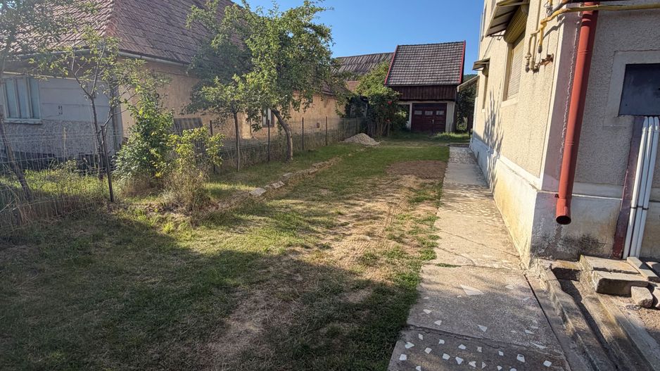 Apartament spațios  la casa- preț atractiv/COVASNA - Poză 21