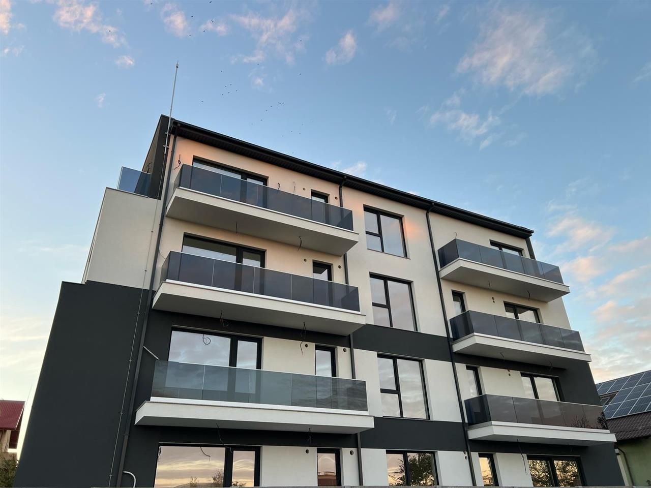 Apartament 2 camere | Baneasa | Doi cocosi - Poză 2