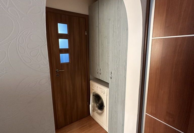 Apartament 2 camere semidecomandat, mobilat și utilat - Poză 8