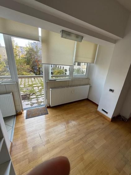 BRASADAS inchiriaza ap 3 cam birou/locuit - terasa - Unirii. - Poză 11