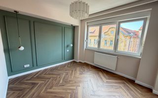 Apartament deosebit cu 3 camere in Centrul Timisoarei - Poză 13