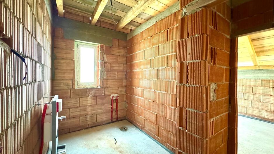 Super pret - Duplex cu 4 camere - teren generos  |Sǎcǎlaz| - Poză 4