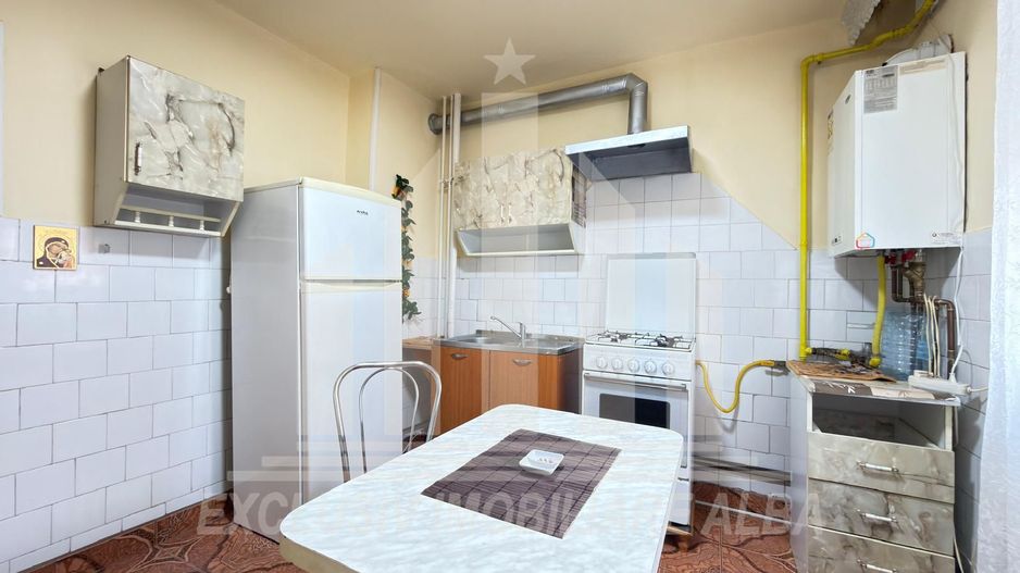 Apartament cu 3 camere | 2 bai | 64 mp | Cetate - Mercur - Poză 6