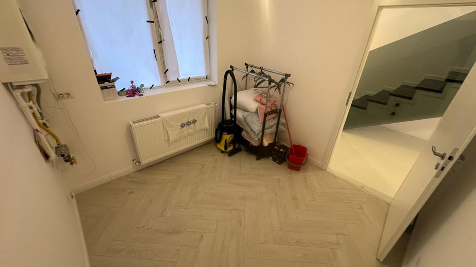 CASA INSIRUITA RIVIERA PARK, PARTIAL MOBILATA, CURTE 150 MP, COMIS 0% - Poză 10