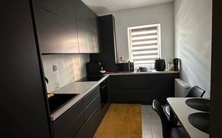 Apartament spațios cu 2 camere și balcon generos în Baciu - Poză 3