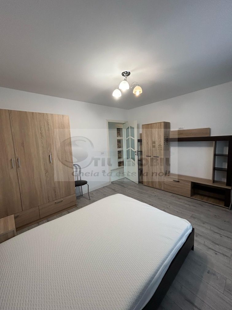 Apartament de închiriat, 3 Camere, Bucium - 402 euro - Poză 3